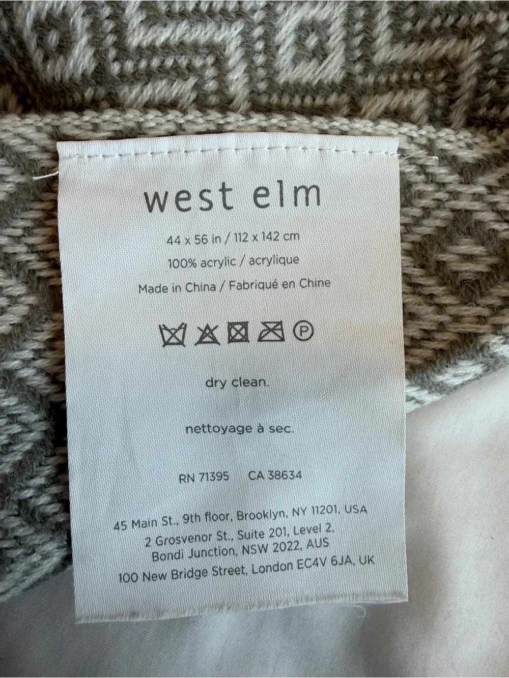 West Elm Throw Blanket 44x56 Taupe Cream Geometric Diamond Tassel Fringe D13